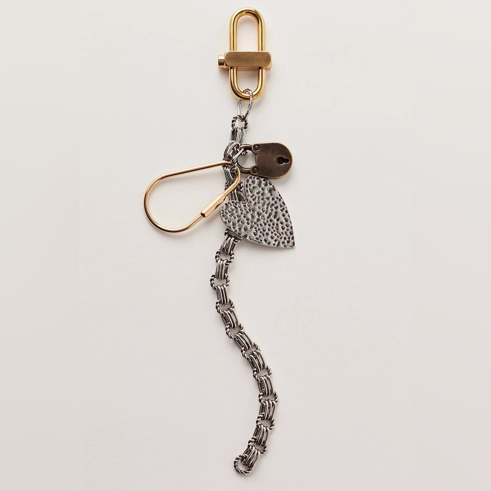NWTS FREE PEOPLE BAG CHARM - Picture 2 of 5